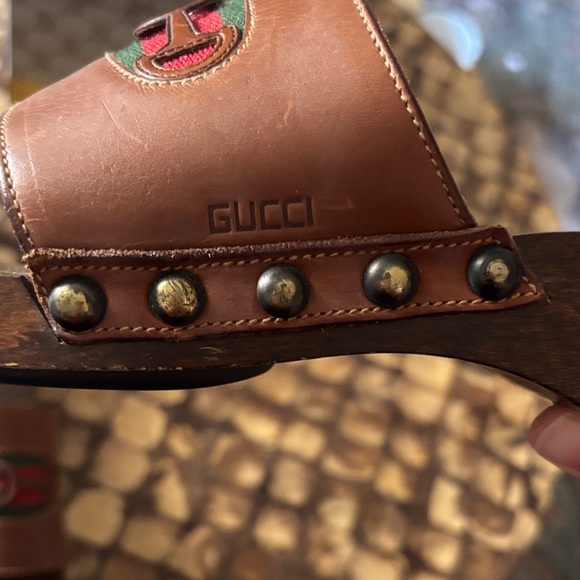 Gucci vintage 1978 Brown Leather Slide Sandals with Green and Red Accents - Picture 7 of 8